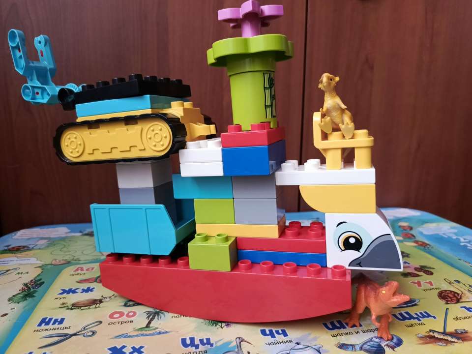 Александр Олейник